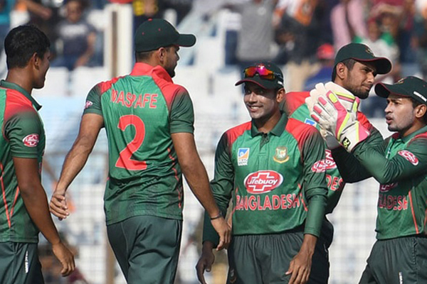 টসে হেরে ফিল্ডিংয়ে টাইগাররা, নেই লিটন-রুবেল