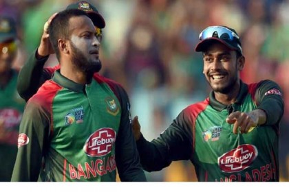 মিরাজের পর উইন্ডিজ শিবিরে সাকিবের আঘাত