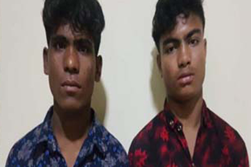জুতার তলায় লুকিয়ে ইয়াবা পাচার, গ্রেফতার ২