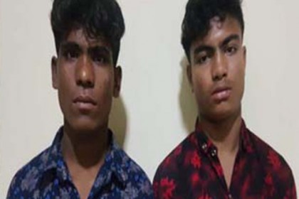 জুতার তলায় লুকিয়ে ইয়াবা পাচার, গ্রেফতার ২