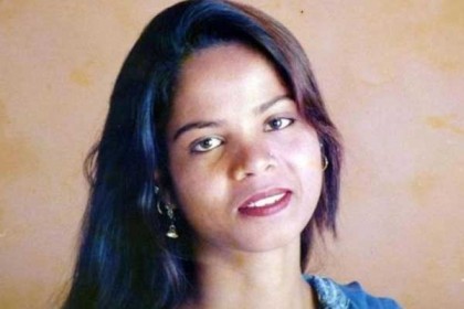 পাকিস্তান ছেড়েছেন সেই আসিয়া বিবি 