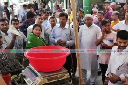 দাম নিয়ন্ত্রণে রাখতে দোকানে দোকানে তদারকি