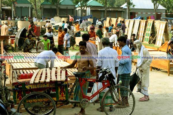 ইজারা ছাড়াই খাজনা আদায়, রাজস্ব হারাচ্ছে সরকার  