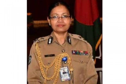 বিকালে রৌশন আরা বেগমের দাফন আজিমপুরে