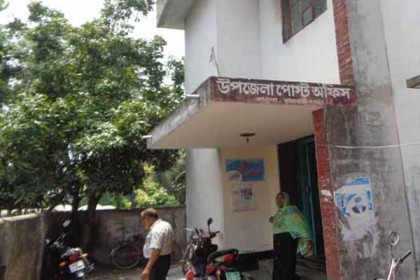 গ্রাহকের ঠিকানায় না দিয়ে ফেরত পাঠানো হচ্ছে চিঠি