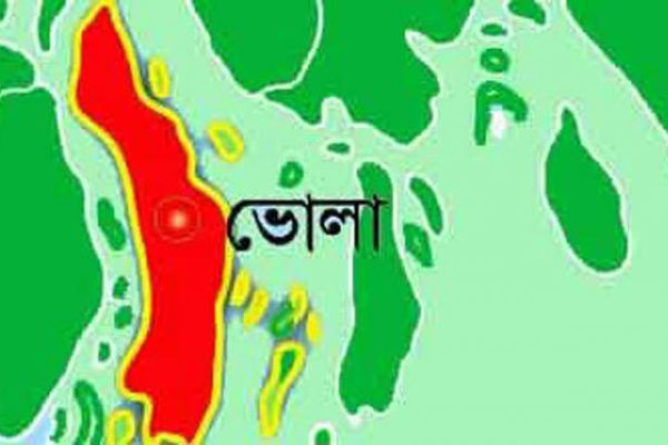 লঞ্চের ধাক্কায় পন্টুন বিধ্বস্ত হয়ে নিখোঁজ ৮, আহত ৩০