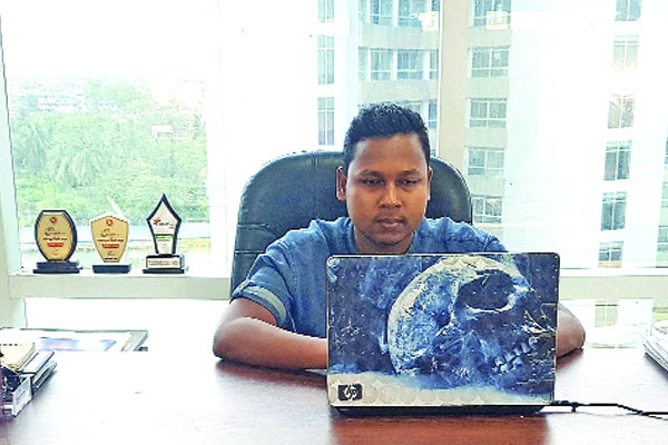 পড়তে পড়তে উদ্যোক্তা 