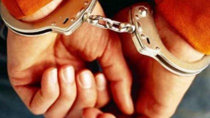 ছাত্রীর শ্লীলতাহানীর অভিযোগে শিক্ষক গ্রেফতার