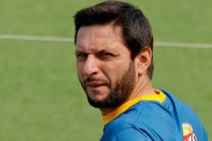 নিজের বয়স কেন কম বলেছিলেন, জানালেন আফ্রিদি!