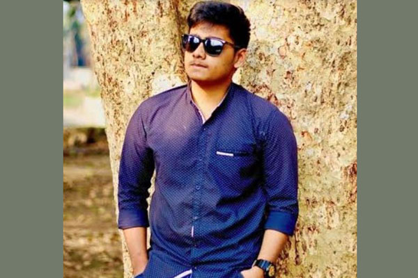 মোটর বাইকের ধাক্কা লাগায় স্কুলছাত্রকে খুন 

