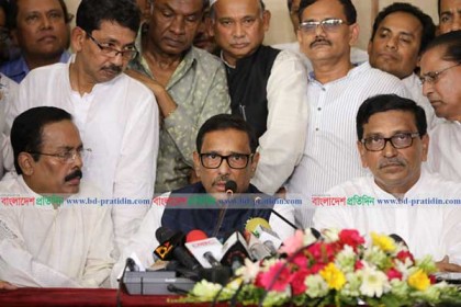 বিমান থেকে নেমে সাংবাদিকদের যা বললেন কাদের