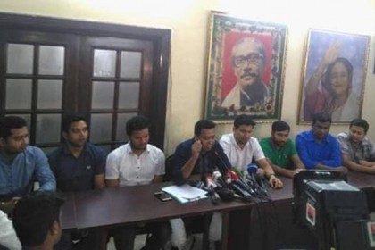 বিতর্ক অবসানে ২৪ ঘণ্টা সময় নিলেন শোভন-রাব্বানী