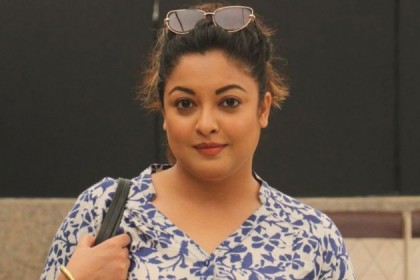 কেউ নেই তনুশ্রীর পাশে 