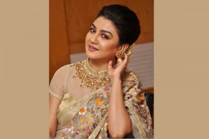 সিরিয়াল কিলারের চরিত্রে জয়া