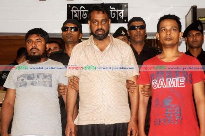 মানবপাচারকারী সেই এনামের বিরুদ্ধে মামলা
