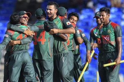 খেলা আর মাঠে না গড়ালে চ্যাম্পিয়ন বাংলাদেশ
