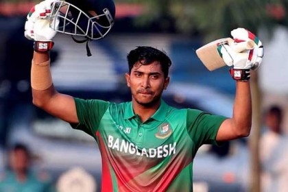 সৌম্যের ঝড়ো অর্ধশতক, ফিরলেন তামিম-সাব্বির 