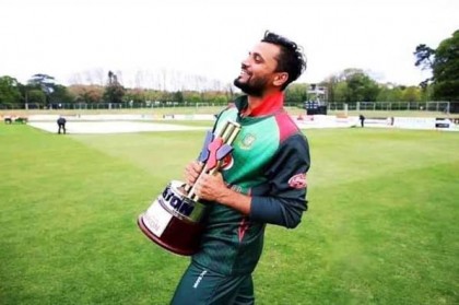 ফাইনাল জিতে উচ্ছ্বসিত মাশরাফি