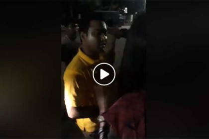  ছাত্রলীগের পদবঞ্চিত নেত্রীদের ওপর হামলা (ভিডিও)