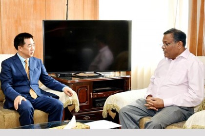 রোহিঙ্গা প্রত্যাবাসনে সহায়তা করবে চীন, তথ্যমন্ত্রীকে চীনা রাষ্ট্রদূত