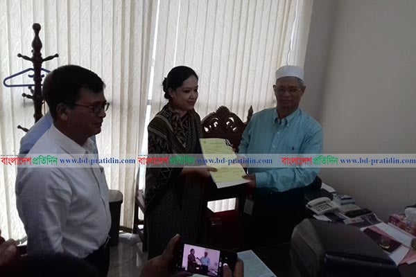 বিএনপির কোটায় নারী সাংসদ হচ্ছেন রুমিন ফারহানা