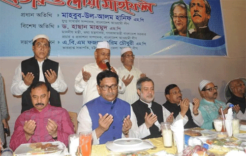 সরকার ধর্মের নামে সন্ত্রাস ও জঙ্গিবাদ দমনে দৃঢ় প্রতিজ্ঞ: হানিফ