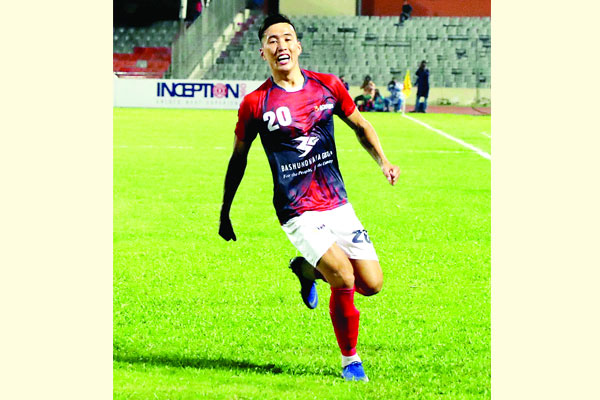 শিরোপার কাছাকাছি বসুন্ধরা 
