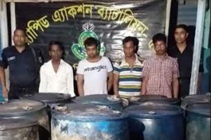 লালপুরে ট্রেনের তেল চুরি চক্রের মূল হোতাসহ আটক ৪