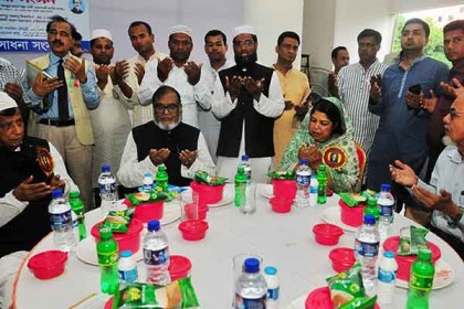 ওয়াজেদ মিয়ার নাম ইতিহাসের পাতায় লেখা থাকবে : স্পিকার