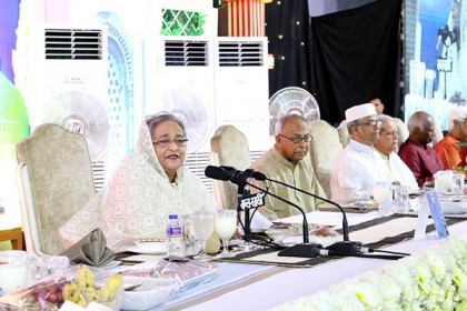 বাংলাদেশকে উন্নত দেশের কাতারে নিতে কাজ করার আহ্বান প্রধানমন্ত্রীর