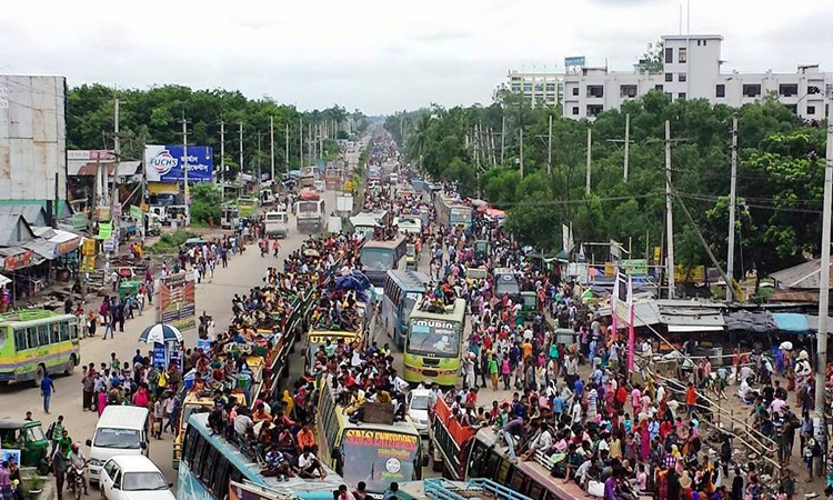 ঈদযাত্রাকে নিরাপদ করতে সরকারের ৩২ পদক্ষেপ