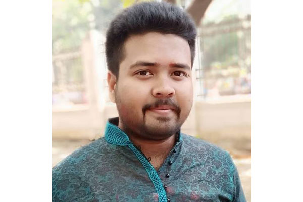 ইয়াবাসহ গ্রেফতার ছাত্র নেতাকে ছিনিয়ে নিতে পুলিশের উপর হামলা