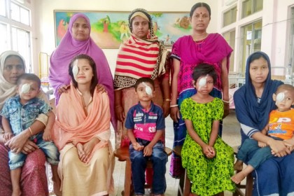 চট্টগ্রাম চক্ষু হাসপাতালে সেবা বঞ্চিত শিশুদের চোখে অস্ত্রোপচার

