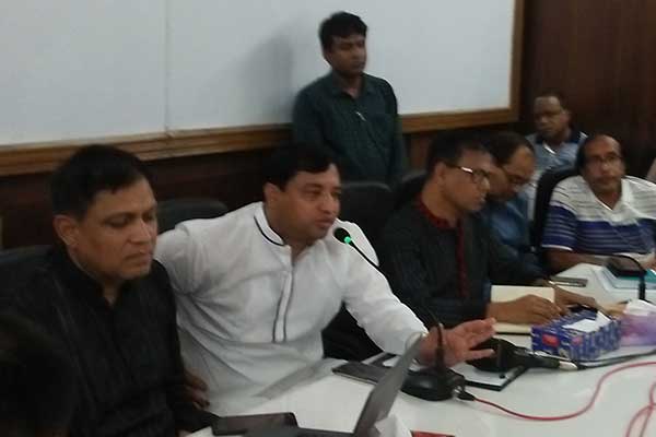 যানজট নিরসনে ফুটপাত দখলমুক্ত রাখতে হবে: মেয়র জাহাঙ্গীর