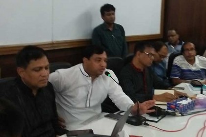যানজট নিরসনে ফুটপাত দখলমুক্ত রাখতে হবে: মেয়র জাহাঙ্গীর