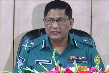 মাদকাসক্তদের হাতে গাড়ি না দেয়ার আহ্বান ডিএমপি কমিশনারের
