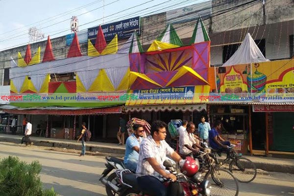 রংপুরে হোটেল মালিকদের ধর্মঘটে দুর্ভোগে রোজাদাররা