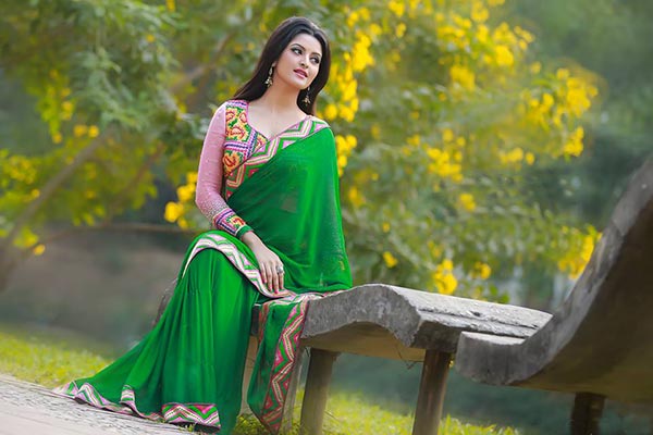 স্বপ্নপুরীর শামিয়ানা