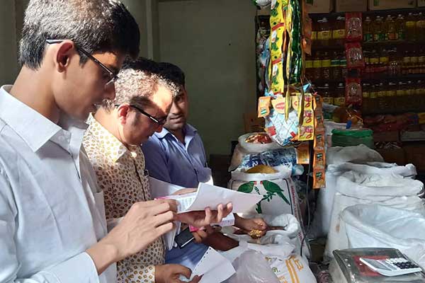 রায়পুরে ৩ ব্যবসা প্রতিষ্ঠানকে জরিমানা 