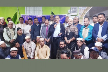 রোমে ঢাকা জেলা সমিতির আয়োজনে ইফতার 

