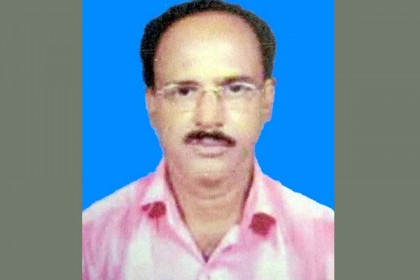 তের মাস বেতন না পেয়ে চির অবসরে কলেজশিক্ষক

