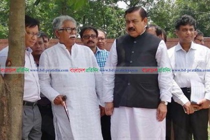 নিমার্ণাধীন ‘স্বাধীনতা স্তম্ভ’-এর নকশায় সংশোধনীর প্রস্তাব