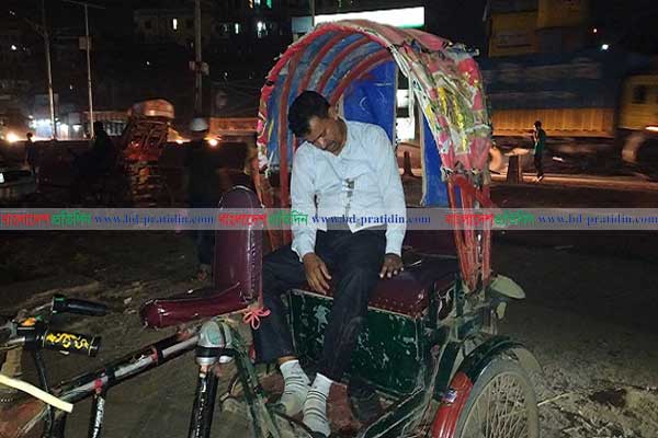 আশুলিয়ায় অজ্ঞান পার্টির খপ্পরে পড়া অসুস্থ ব্যক্তি উদ্ধার