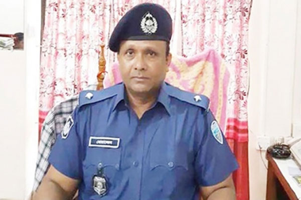 গ্রেফতার এড়াতে জামিন আবেদন ওসি মোয়াজ্জেমের