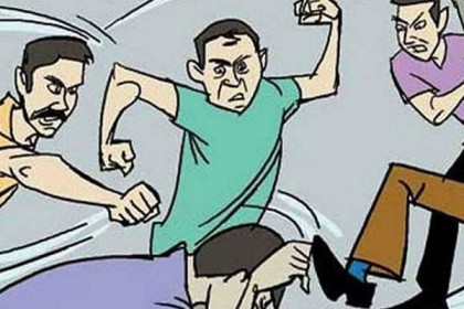 মির্জাপুরে দোকানির পিটুনিতে ক্রেতাসহ আহত ৪