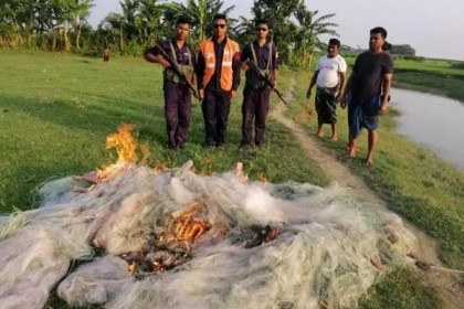 রায়পুরে পুড়িয়ে ফেলা হল দেড় লাখ মিটার কারেন্ট জাল 