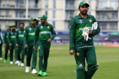 বিশ্বকাপে ৭৪ রানেও অলআউট হয়েছিল পাকিস্তান!