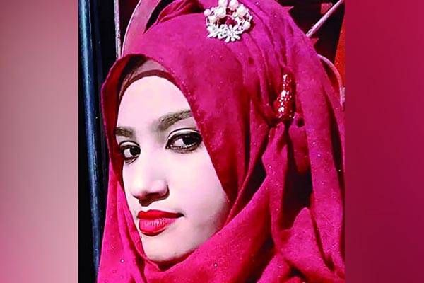 সেই নুসরাতের পরিবারকে পুলিশ সুপারের ঈদ উপহার