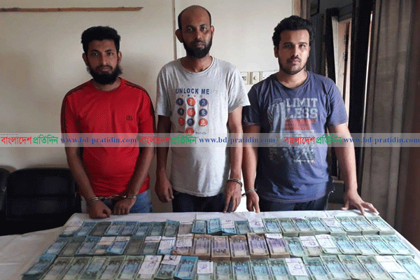 খুলনায় ব্যবসায়ীর আত্মসাৎকৃত ৩৭ লাখ টাকা উদ্ধার, ৩ প্রতারক গ্রেফতার