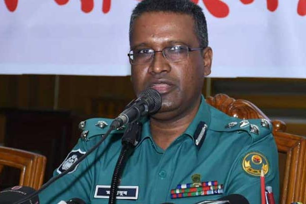 ক্ষমতা দেখাবেন না, পুলিশের প্রতি সিএমপি কমিশনার